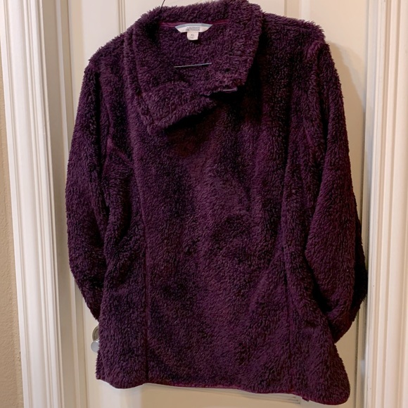 Fleece Pullover - Picture 4 of 11